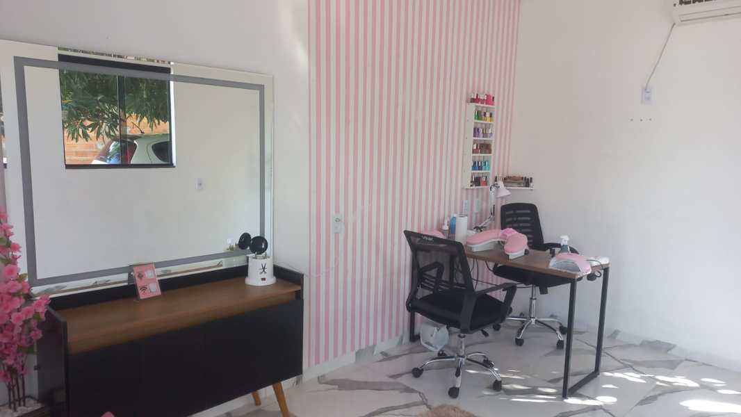 Foto da capa de Fran Nail Designer - Alongamento de unhas